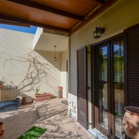 Apartamento Tony Gratsias